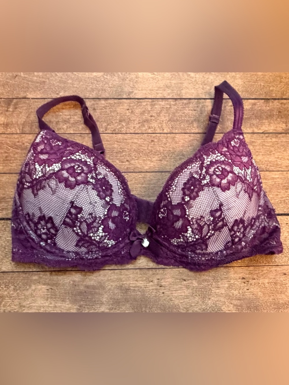 H&M Lace Push-Up Bra in burgundy size 32B